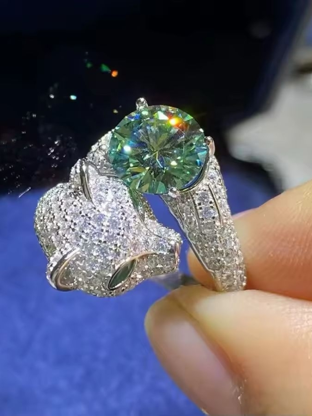 Silver Panther Ring with Green and Blue-Green Stones - Picture 3 of 7